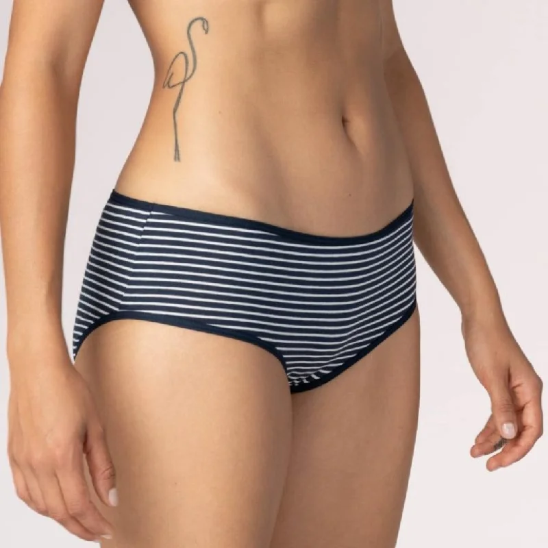 seamless high-leg bikini pantiesMey Cotton Stripe Hipster