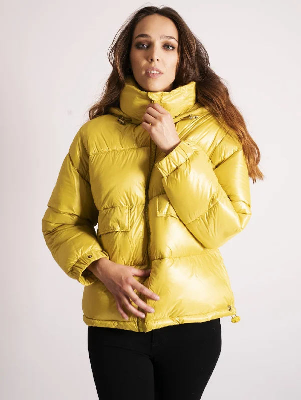 Women's Coats with SleevesPiumino Corto in Eco Piuma Narcisus