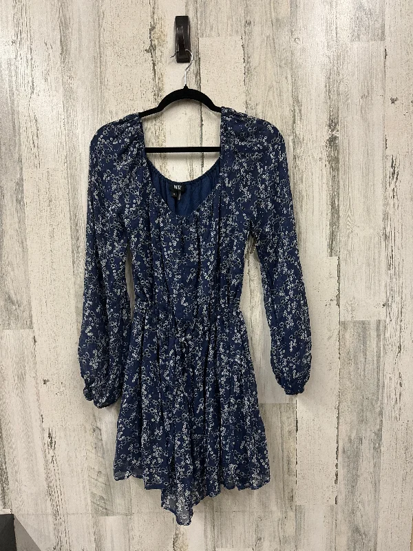 Women's Fit and Flare DressesBlue Dress Casual Short Paige, Size M